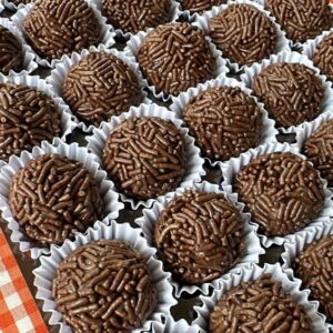 Kit 1 Clássico de Festa