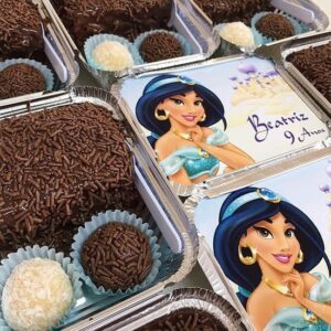 Kit 1 Festa Escolar Básico